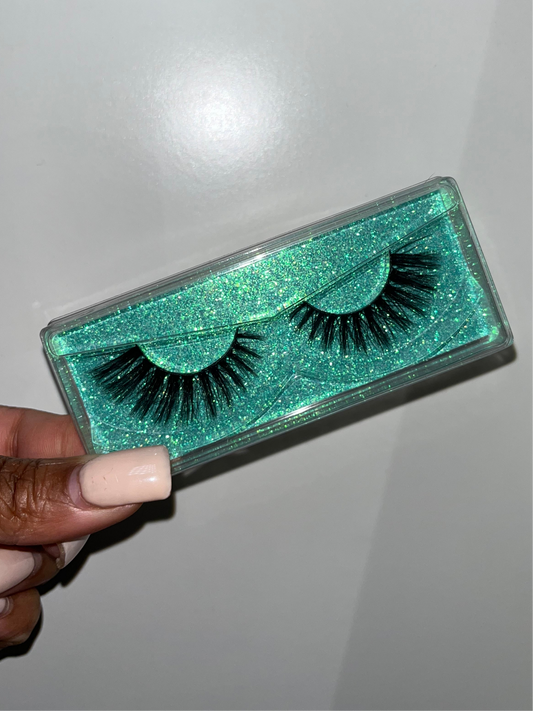 “Bratt” Lashes